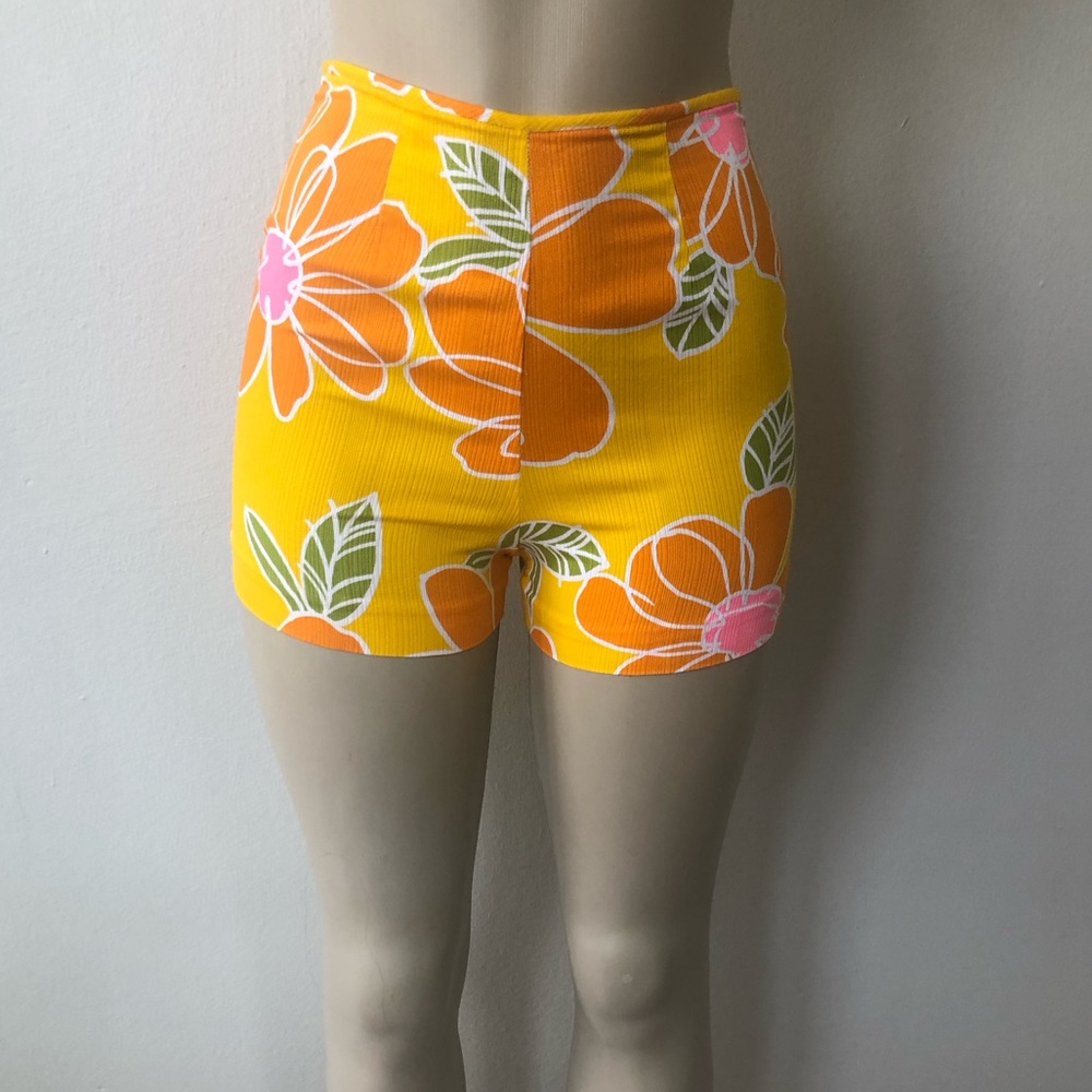Vintage 1960s Kahala Hawaii Shorts - Picture 2 of 9